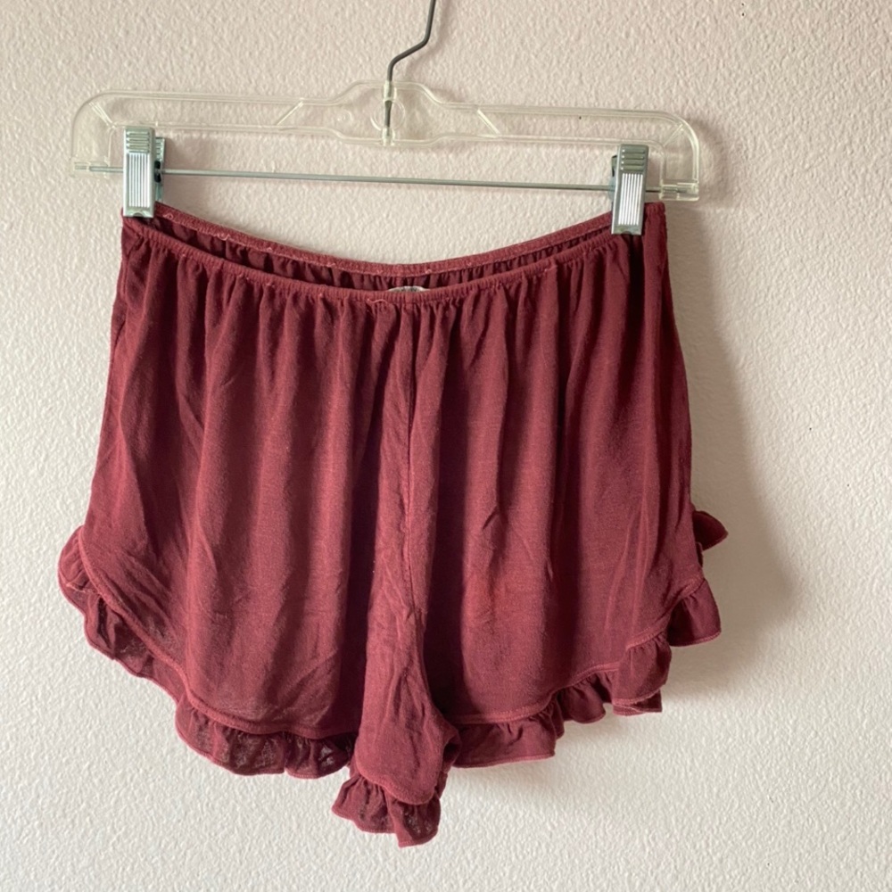 brandy melville maroon shorts with ruffles